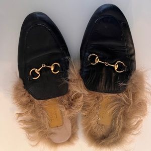 GUCCI Princetown horsebit-detailed shearling-lined leather slippers - Size 37